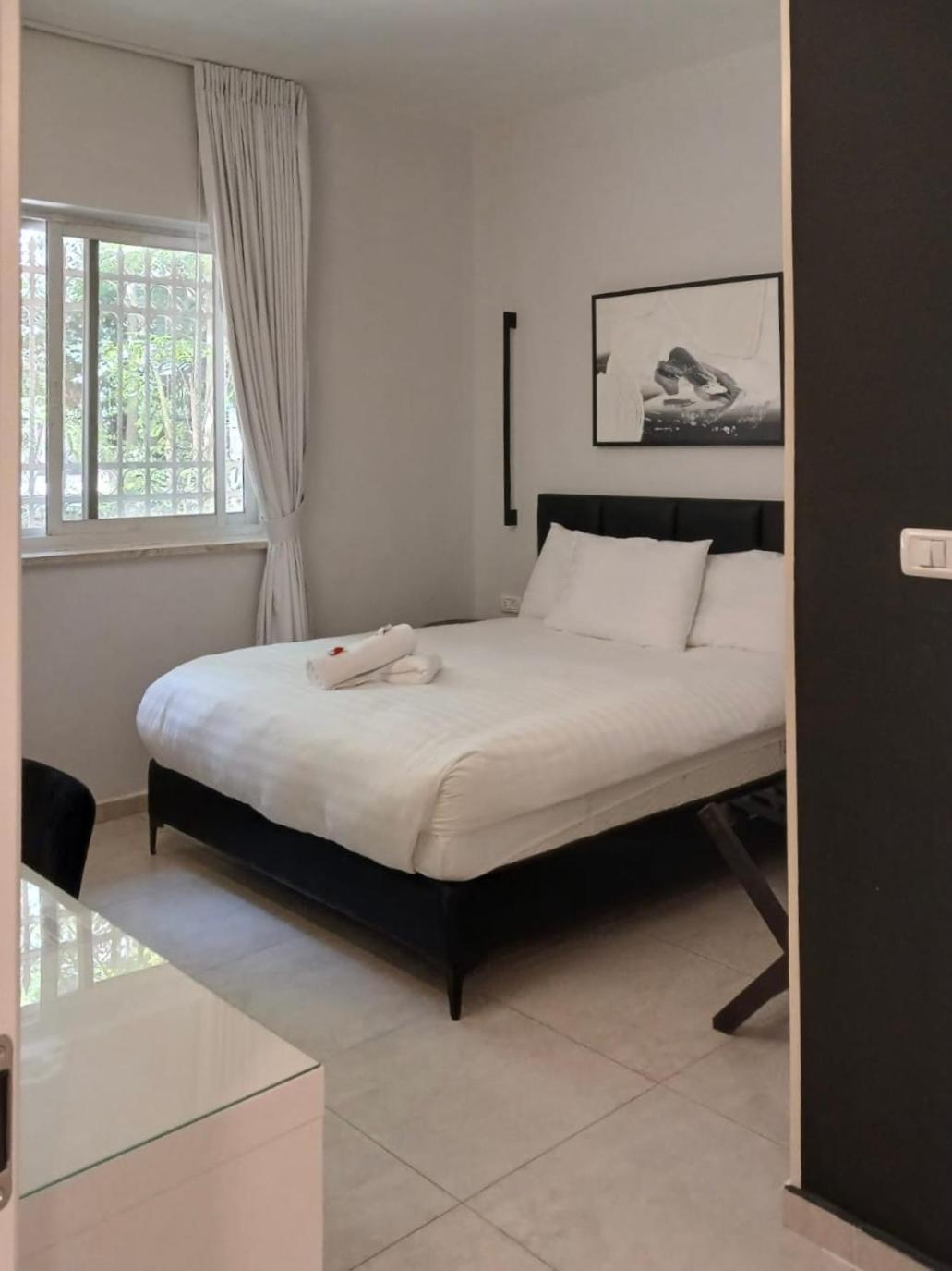 White Moon Inn Baitulmaqdis Luaran gambar