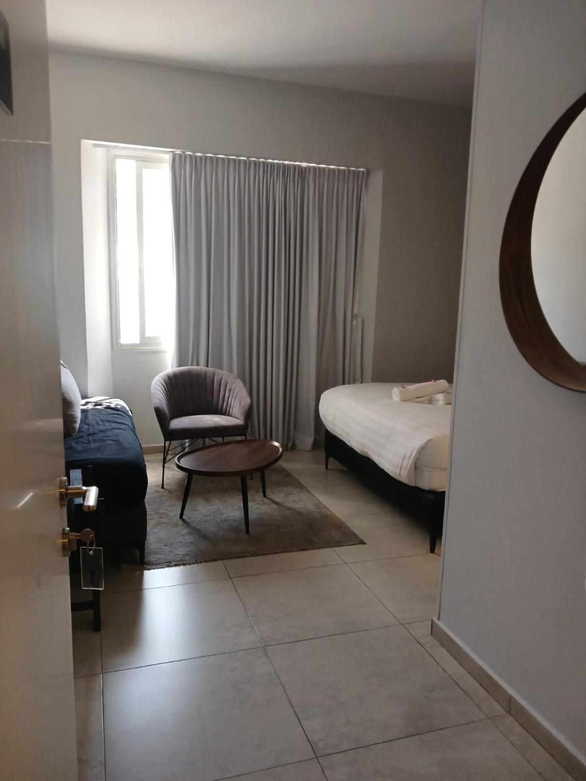 White Moon Inn Baitulmaqdis Bilik gambar
